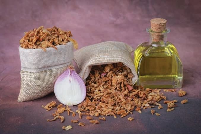 Fried Coated Pink Onion