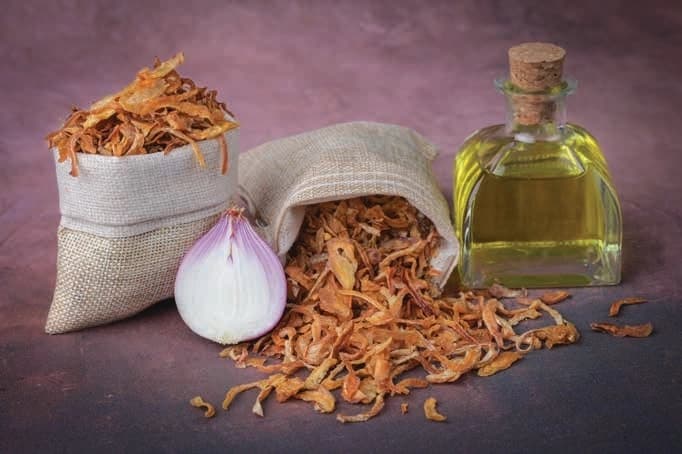 Fried Pink Onion Flakes